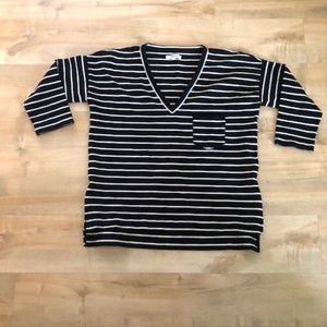 Madewell 3/4 length sleeve v neck medium black with white stripes excellent used